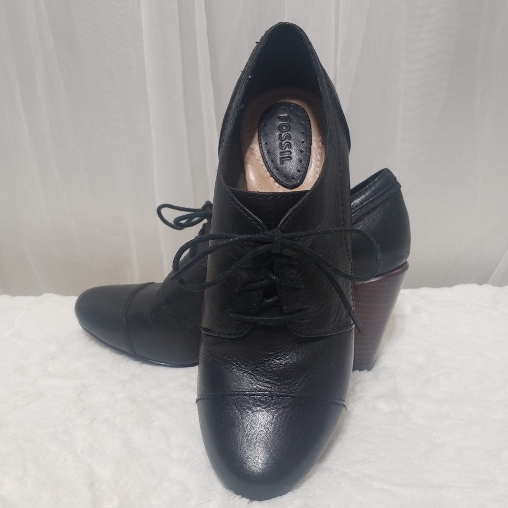 Fossil Black Leather Heeled Booties Sz 8 - Picture 4 of 16
